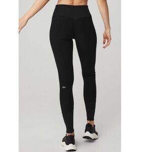 high waist Alo soft lounge legging with ribbed detailing